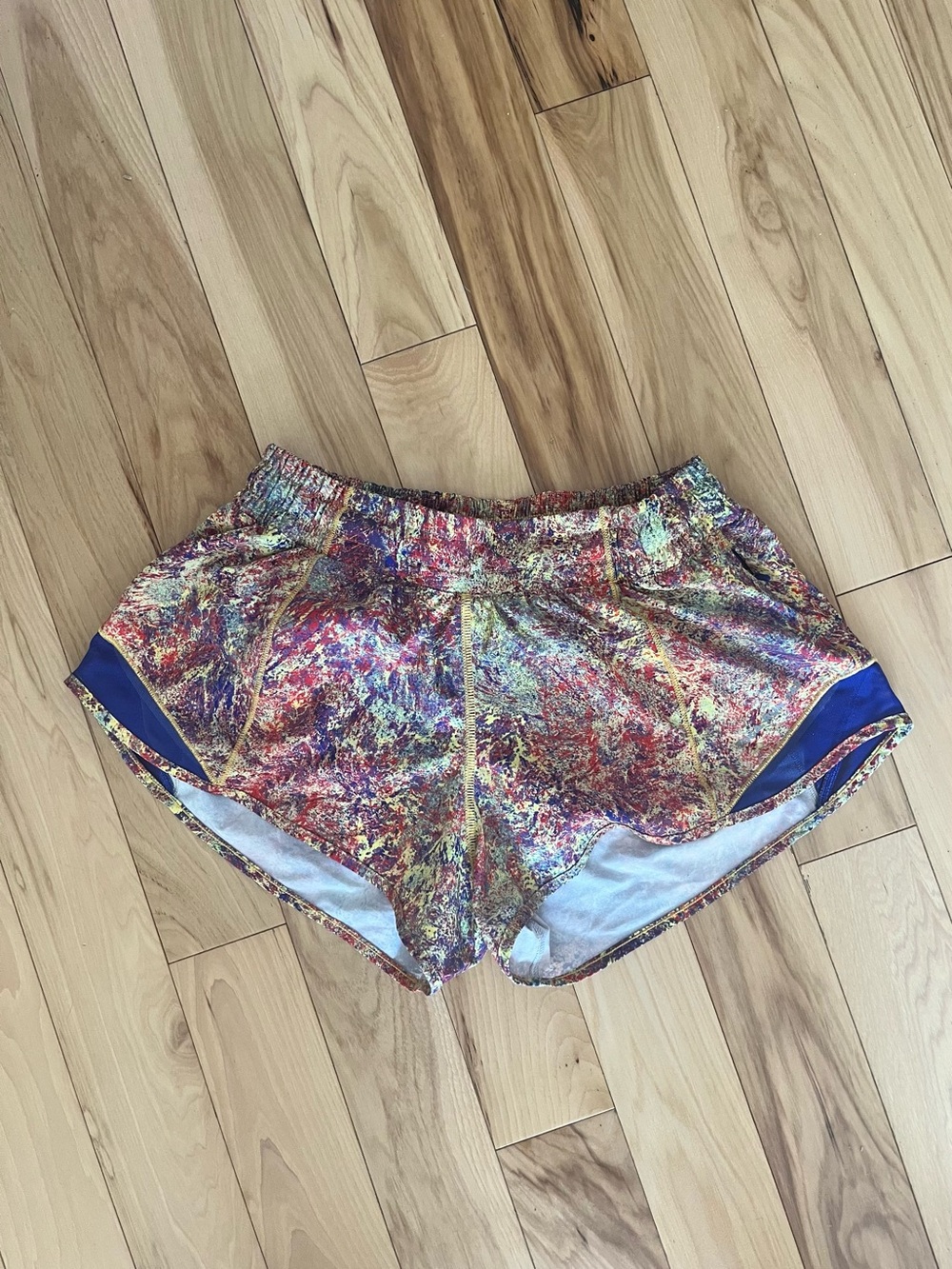 Lululemon size 4 running shorts